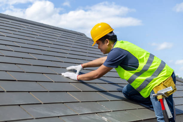 Best Residential Roofing Contractor  in St Marys, KS